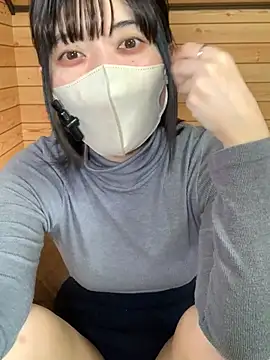 Snapshot of minami_room chatting on March 18, 6:05 am minami room online show from March 18, 6:05 am