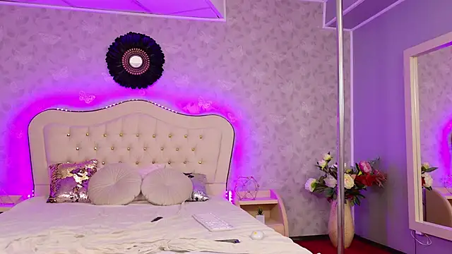 LunaXBabe online show from January 17, 12:21 pm