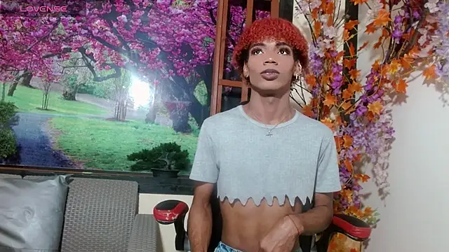 Femboy hot24 online show from January 8, 7:38 pm