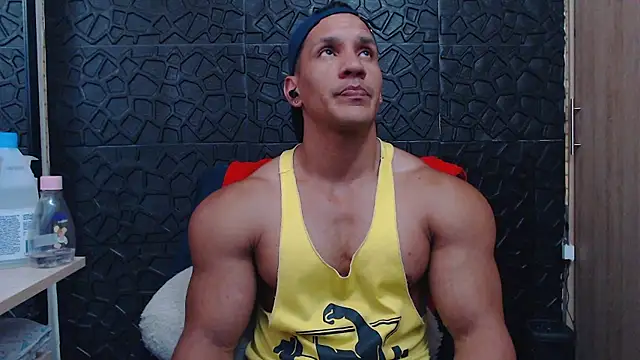 viktor herrera online show from January 9, 7:59 pm