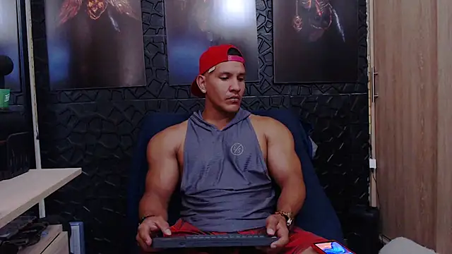 viktor herrera online show from June 23, 3:21 pm