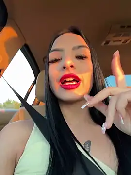 Evelin199 online show from May 1, 5:39 pm