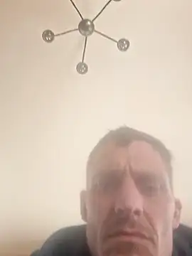 Snapshot of polo48725 chatting on March 9, 1:26 pm polo48725 online show from March 9, 1:26 pm