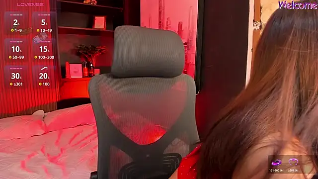 SalomeeHott  online show from February 14, 9:11 pm