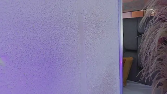 Snapshot of Missy_22_ chatting on March 16, 1:15 pm Missy 22 online show from March 16, 1:15 pm