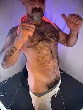 wolfbucker online show from March 11, 5:35 am