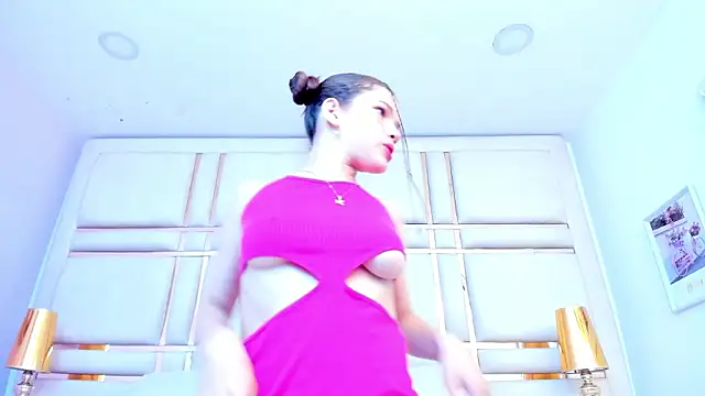 Snapshot of VictoriaGarret chatting on March 12, 1:17 pm VictoriaGarret online show from March 12, 1:17 pm