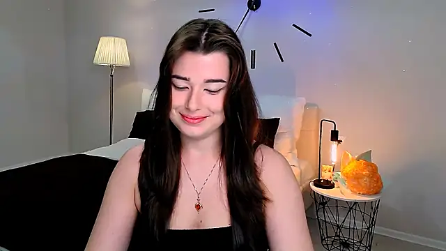 Snapshot of a_dorable chatting on April 7, 1:33 pm a dorable online show from April 7, 1:33 pm