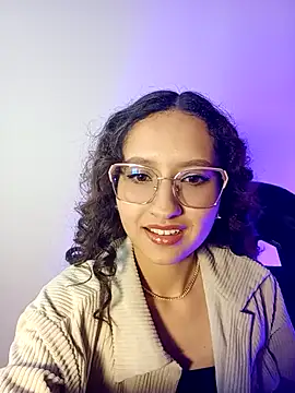 Snapshot of Sun_pussyhard chatting on January 8, 12:24 am Sun pussyhard online show from January 8, 12:24 am