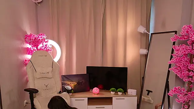 Snapshot of Clima_muse chatting on March 21, 6:51 am Clima muse online show from March 21, 6:51 am