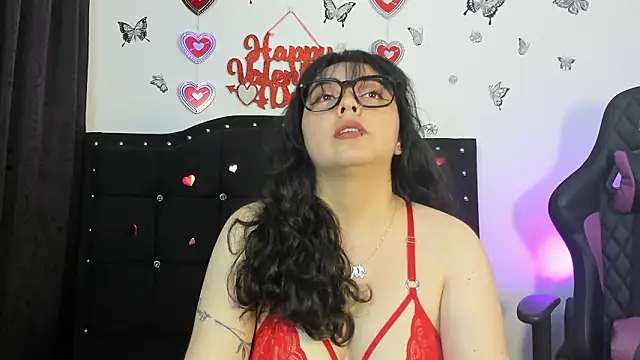 Ashley Tellez online show from February 14, 6:04 pm