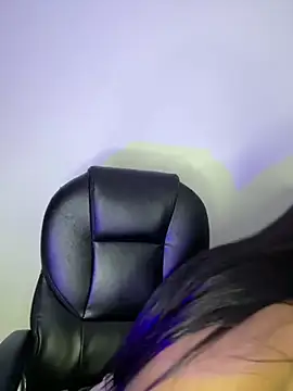 Snapshot of Antonella_03s chatting on April 23, 5:19 am Antonella 03s online show from April 23, 5:19 am
