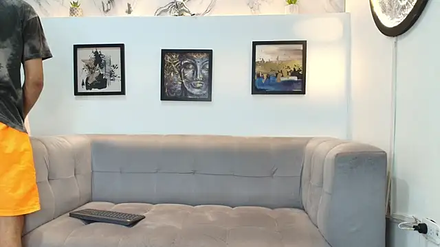 AVENGER BOYS2026 online show from January 10, 1:18 am