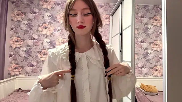 NyxoraX online show from February 2, 1:43 pm