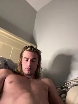 Snapshot of ThomasJayyy chatting on March 5, 3:35 am ThomasJayyy online show from March 5, 3:35 am