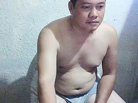 UrAsianGuy90 online show from January 13, 12:32 pm