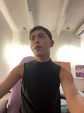 Iamcami  online show from March 4, 6:58 pm