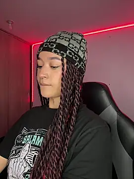 crystal dlun online show from March 14, 4:12 pm