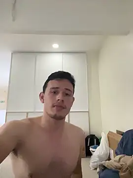 Snapshot of Keylerth_ chatting on April 20, 12:57 am Keylerth online show from April 20, 12:57 am