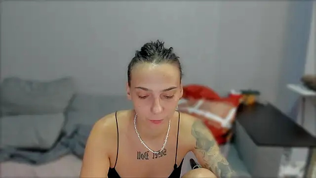 AnnaMized online show from January 6, 7:12 am