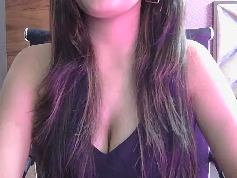 Snapshot of sweet_riyaaa chatting on July 5, 2:07 am sweet riyaaa online show from July 5, 2:07 am