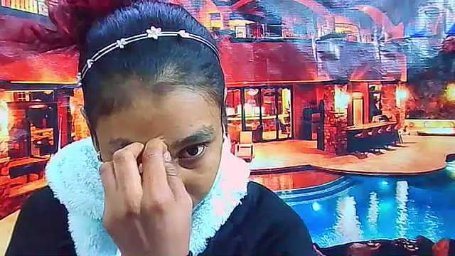 IndianSexyButt online show from June 14, 5:20 am