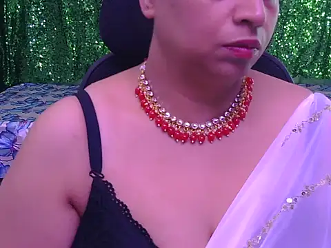 Snapshot of sweet-Soniyaa chatting on January 15, 5:01 am sweet-Soniyaa online show from January 15, 5:01 am