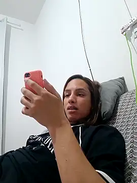 Snapshot of ofjuliaa chatting on February 16, 5:47 am ofjuliaa online show from February 16, 5:47 am