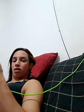 Snapshot of ofjuliaa chatting on March 10, 4:50 am ofjuliaa online show from March 10, 4:50 am