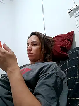 Snapshot of ofjuliaa chatting on March 14, 7:14 am ofjuliaa online show from March 14, 7:14 am