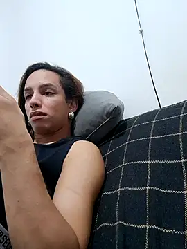 Snapshot of ofjuliaa chatting on March 24, 9:53 pm ofjuliaa online show from March 24, 9:53 pm