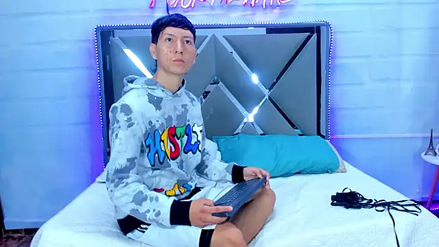 BunnyLove  online show from March 23, 12:03 am