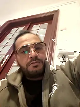 julian-112 online show from January 10, 5:37 pm