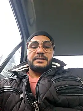 julian-112 online show from January 19, 7:23 am