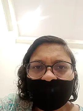 piryasharma005 online show from January 18, 5:17 pm