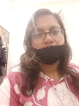 Snapshot of piryasharma005 chatting on February 27, 6:30 pm piryasharma005 online show from February 27, 6:30 pm