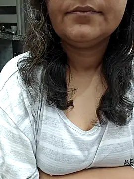 Snapshot of piryasharma005 chatting on March 12, 1:28 pm piryasharma005 online show from March 12, 1:28 pm