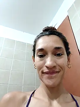 Snapshot of EcoDePiel chatting on March 1, 5:15 pm EcoDePiel online show from March 1, 5:15 pm