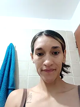 Snapshot of EcoDePiel chatting on March 21, 8:12 pm EcoDePiel online show from March 21, 8:12 pm