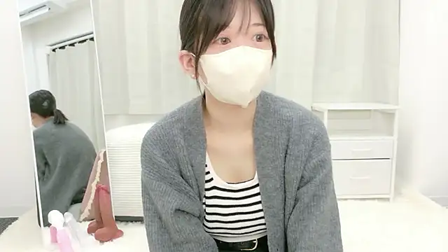 yuruchan  online show from March 12, 3:18 pm