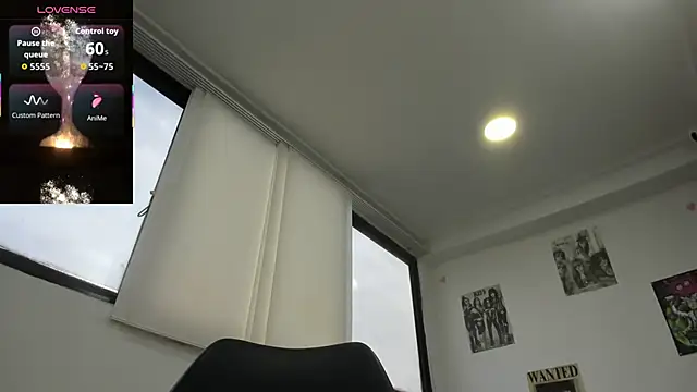 Snapshot of samantha_milfs_ chatting on June 12, 11:31 am samantha milfs online show from June 12, 11:31 am