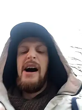 yurii magic online show from January 7, 6:05 am