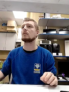 yurii magic online show from February 4, 8:31 am