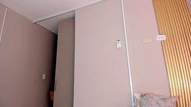 AlanaBlair  online show from March 16, 7:29 pm