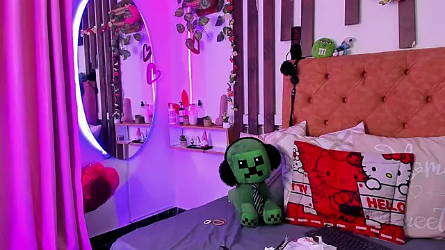 MeowMota  online show from March 21, 6:11 pm