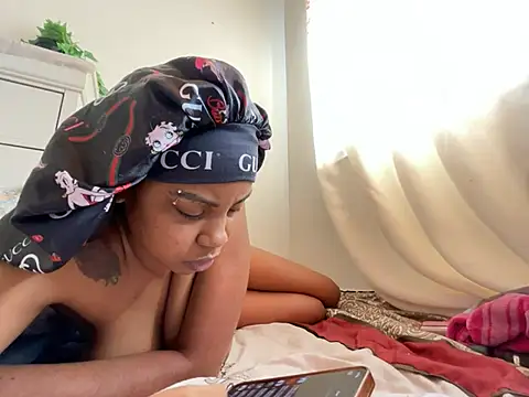 oshun6360 online show from July 30, 5:12 pm