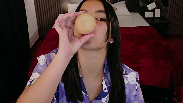 Snapshot of SofiaMante_ chatting on February 17, 10:05 pm SofiaMante online show from February 17, 10:05 pm