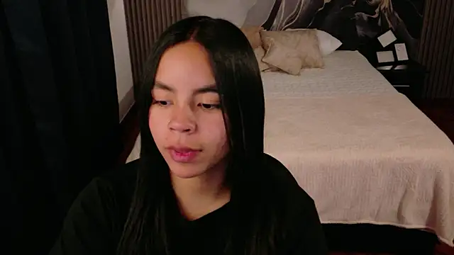 Snapshot of SofiaMante_ chatting on February 24, 9:57 pm SofiaMante online show from February 24, 9:57 pm