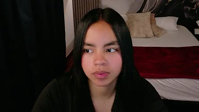 Snapshot of SofiaMante_ chatting on March 8, 7:06 pm SofiaMante online show from March 8, 7:06 pm