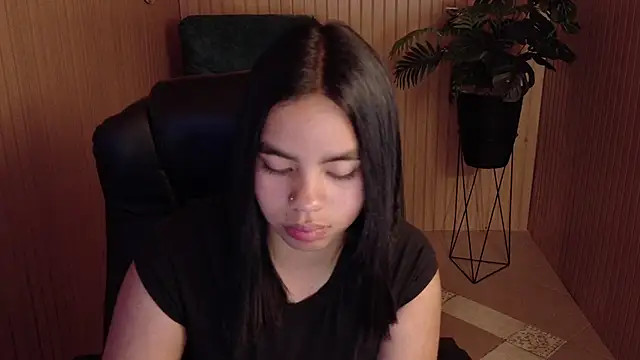Snapshot of SofiaMante_ chatting on March 17, 9:51 pm SofiaMante online show from March 17, 9:51 pm